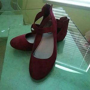 Girls plum colored ballerina flats